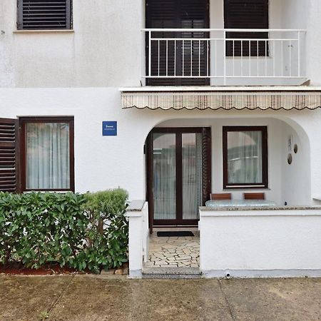 Apartments With A Parking Space Vantacici, Krk - 18476 Malinska Buitenkant foto