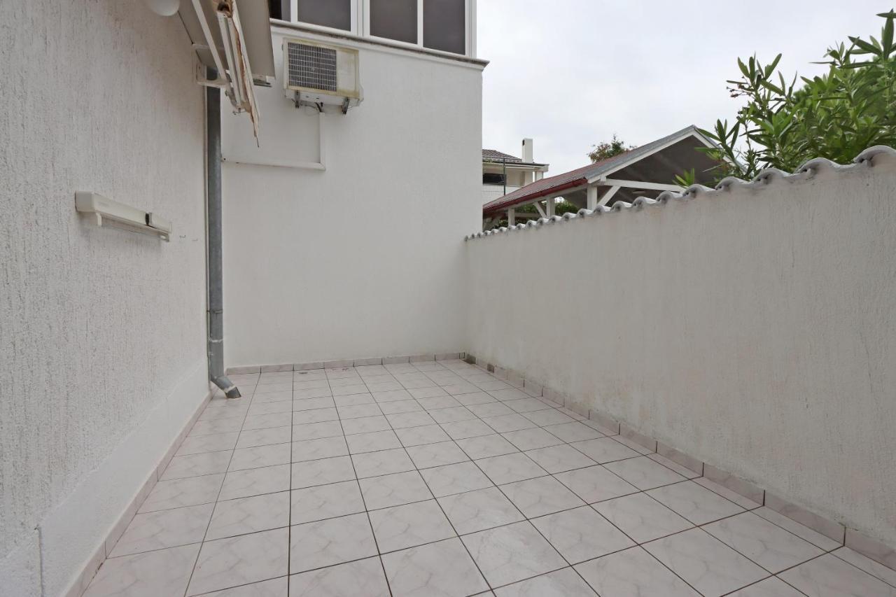 Apartments With A Parking Space Vantacici, Krk - 18476 Malinska Buitenkant foto